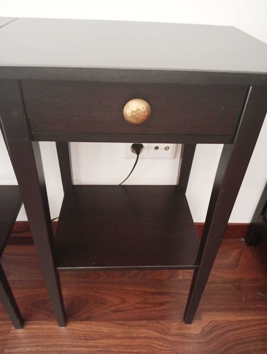 Vendo mesas de cabeceira Hemnes (IKEA)