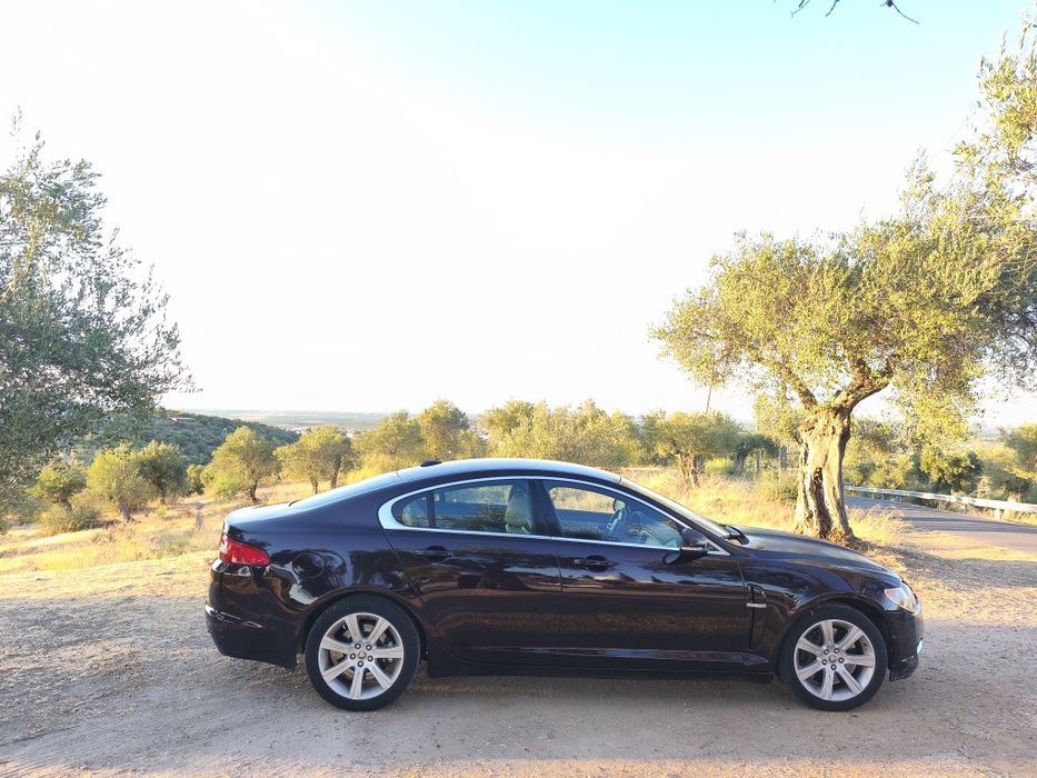 Jaguar XF 3.0D Luxury – 2011