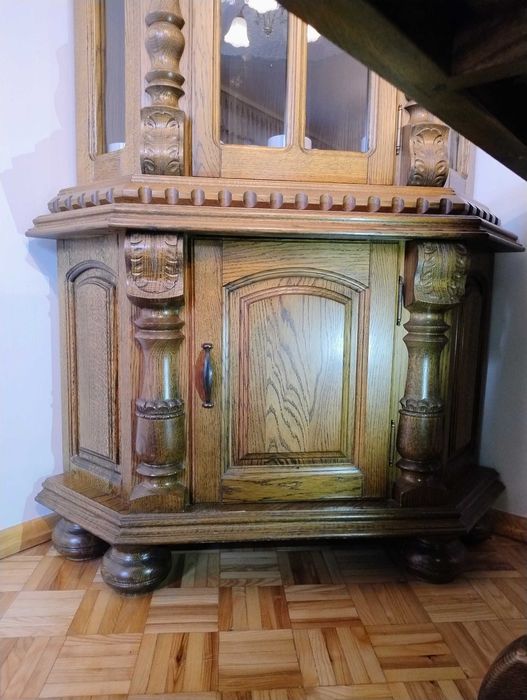 Witryna komoda narożna dębowa Kalwaria Zebrzydowska meble retro