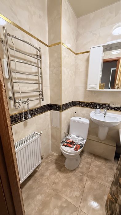 Продаж 1к.кв на Збройних Сил України. Новобудова