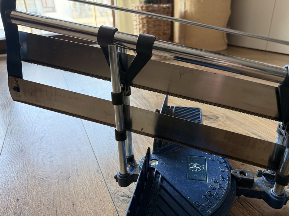 Piła ukośna - ukośnica - ręczna - LuxTools