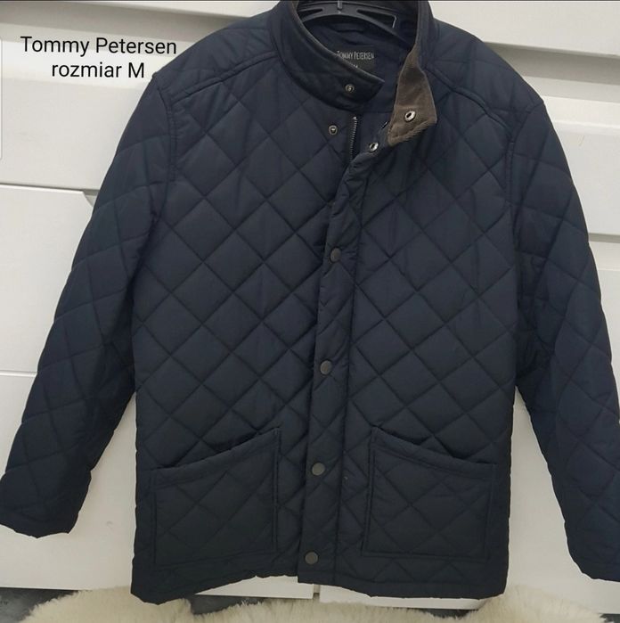 Czarna męska pikowana kurtka przejsciowa  rozmiar M Tommy Petersen