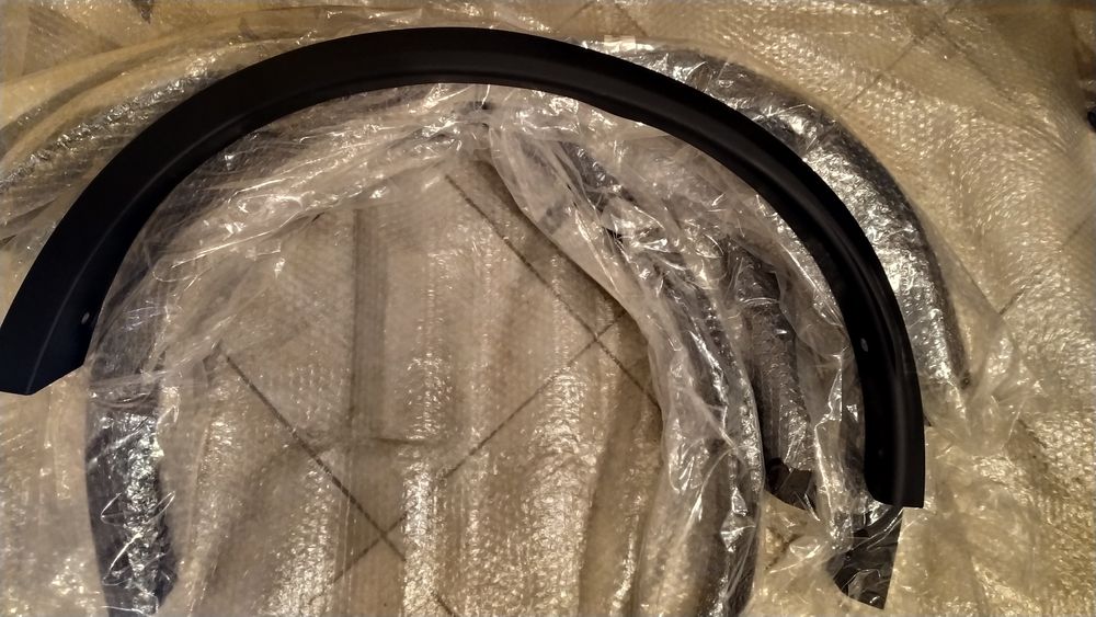 Подкрылок передний Nissan Rogue T-32