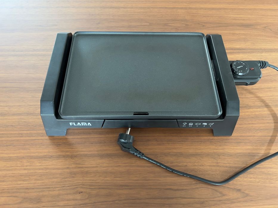 Grelhador de Mesa FLAMA 4743FL (2000 W)
