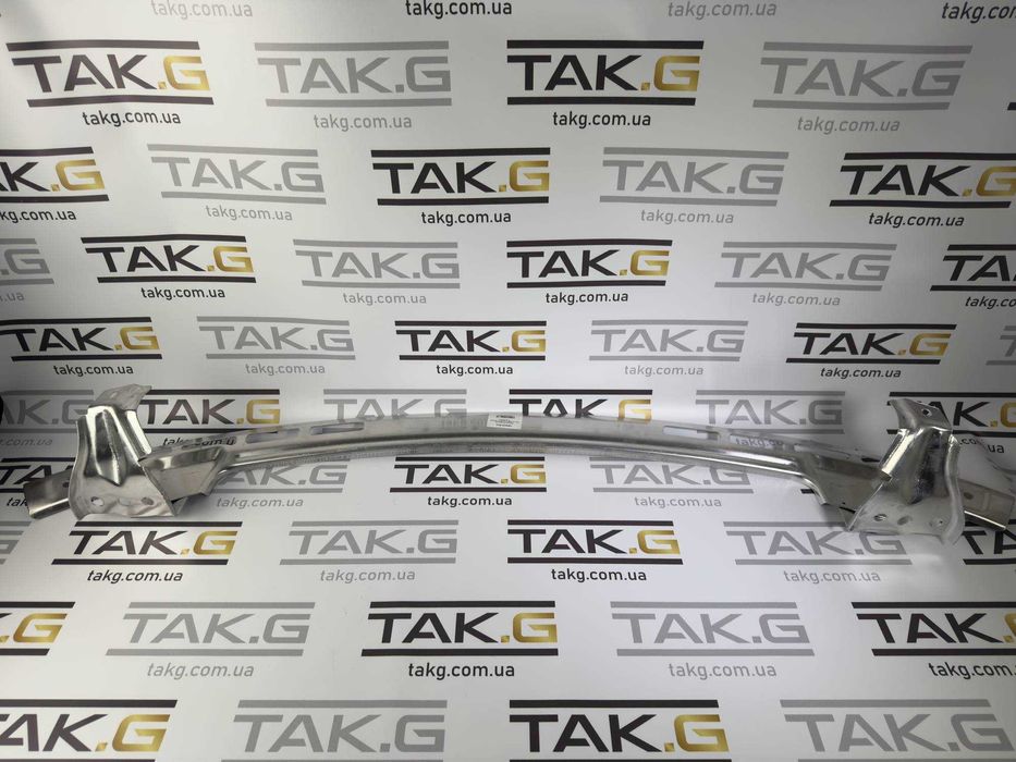 Нижній підсилювач переднього бамперу (шабля) Tesla Model Y