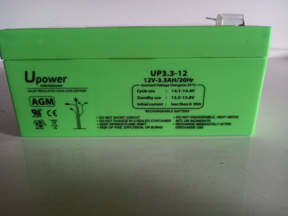 Baterias  AGM 6 /12 Volts