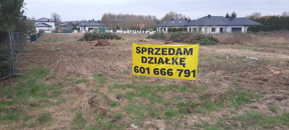 Działka budowlana  Niemcz 1119 m2, ul. A. Doby