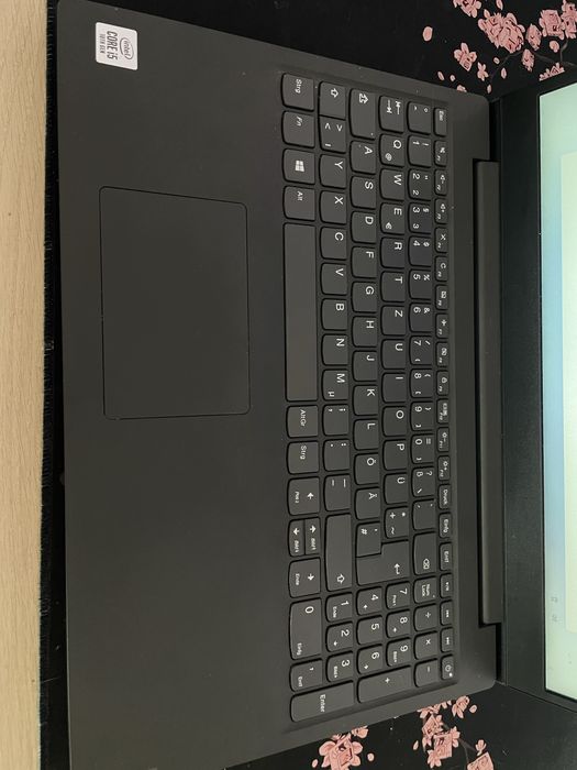 Laptop Lenovo V15 IIL 82C5