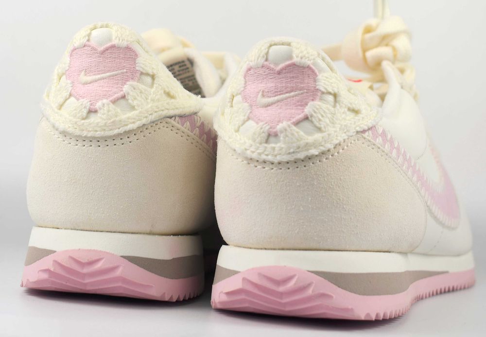 Sneakersy Nike Cortez HV6012  roz. 44