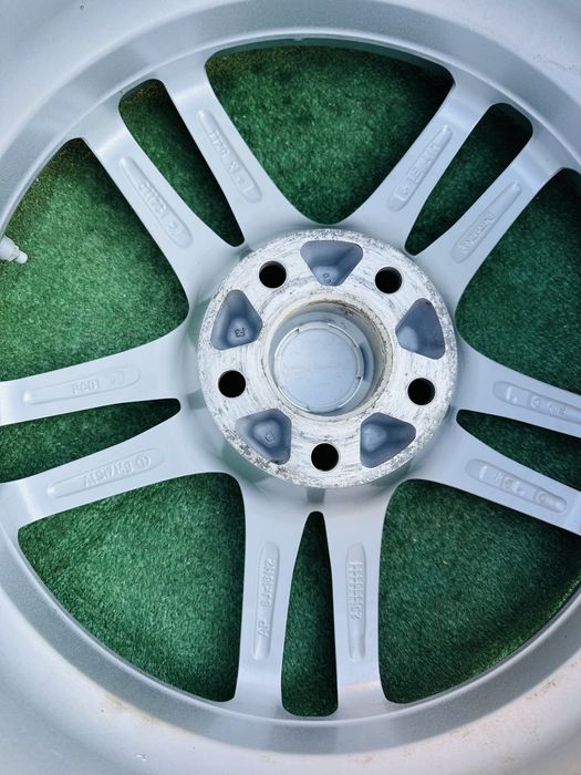 Диски легкосплавні 5/112 R18 Skoda VW Audi 8J ET-39 з резиною