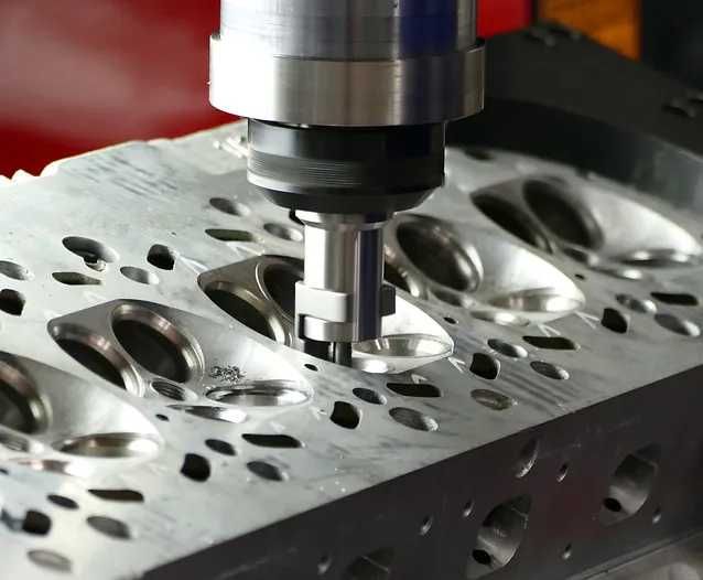 Грузовое СТО. Ремонт ГБЦ головки блока цилиндров