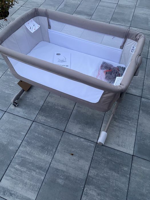 Chicco  next 2me essential łóżeczko