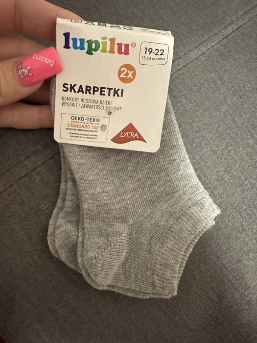 2 pary skarpetek dla malucha szare nowe stopki