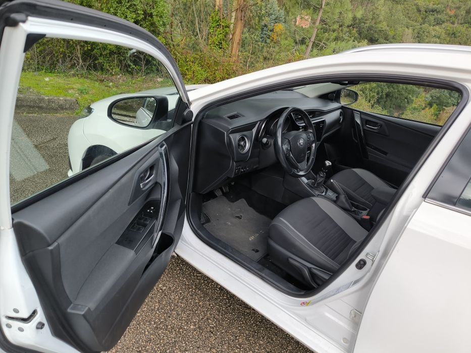 Toyota Auris SW 2018 1.4 D-4D Comfort+Pack Sport