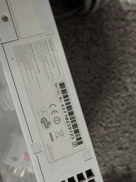 Игровая приставка Nintendo Wii (RVL-101) комплект