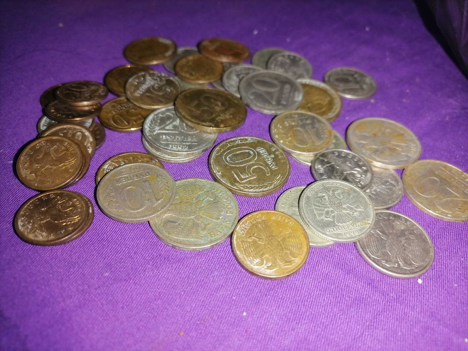 Мелочь СССР, рубли, гривна.