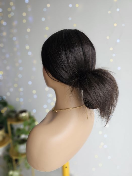 Peruka z włosów naturalnych Aga 22 ciemny brąz naturalna czerń lacefro