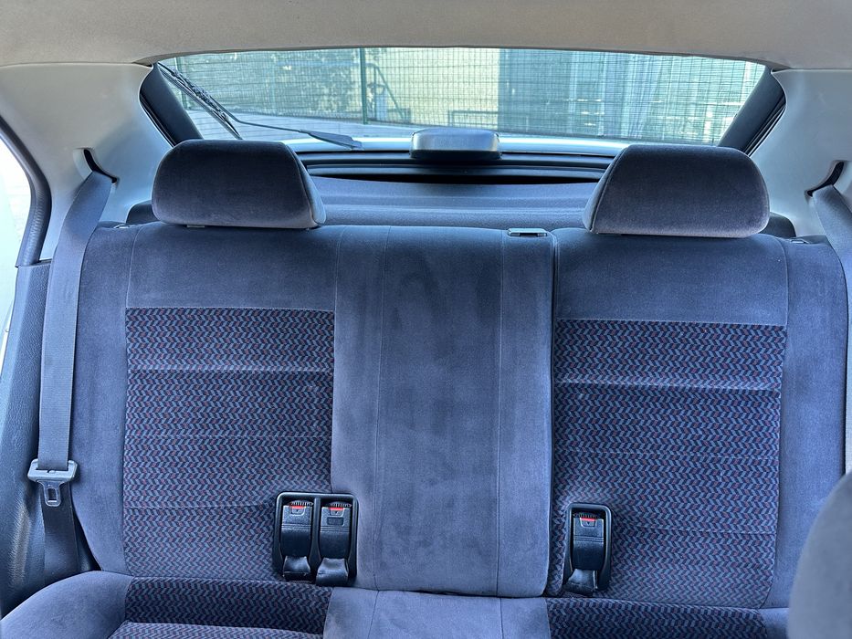 Honda Civic 1.5I LS