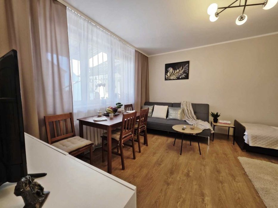 Noclegi / Apartament / Pokój / Kwatera / Radom / Skaryszew