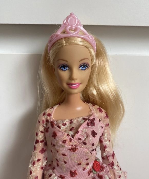 Barbie princesa 2004