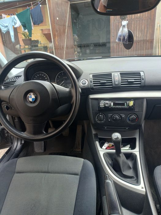Продам BMW 1 Series 2005 року 1.6 бензин,механіка
E87