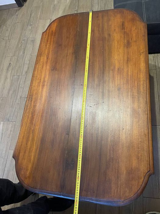 Антикварний стіл