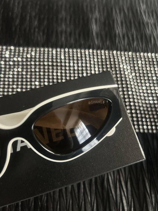 Okulary przeciwsłoneczne Chanel