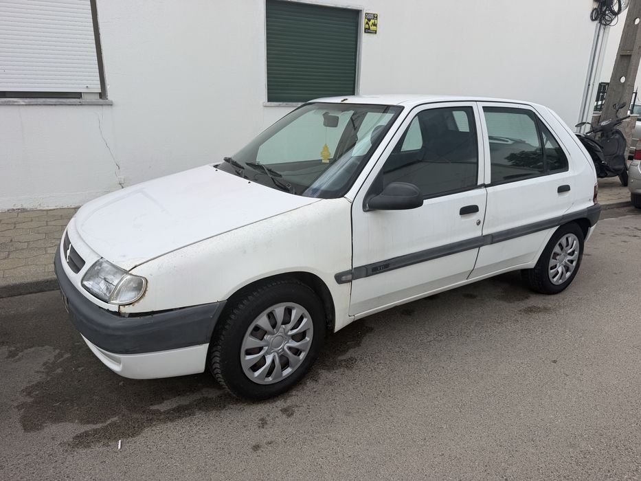 Citroen Saxo 1.1 Gasolina 99