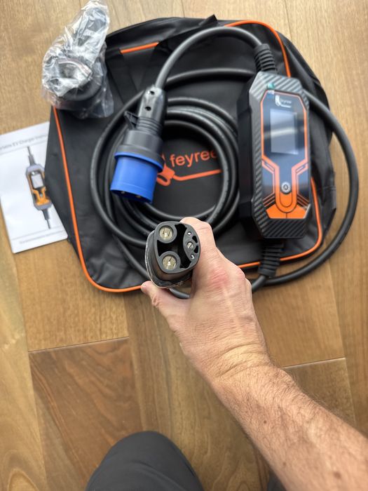 Зарядний пристрій FEYREE TESLA US тесла 7кВт 32а зарядка NACS EV CHARGER