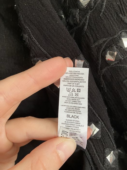 kamizelka czarna z cekinami ćwiekami wiązana rustykalna dunnes stores