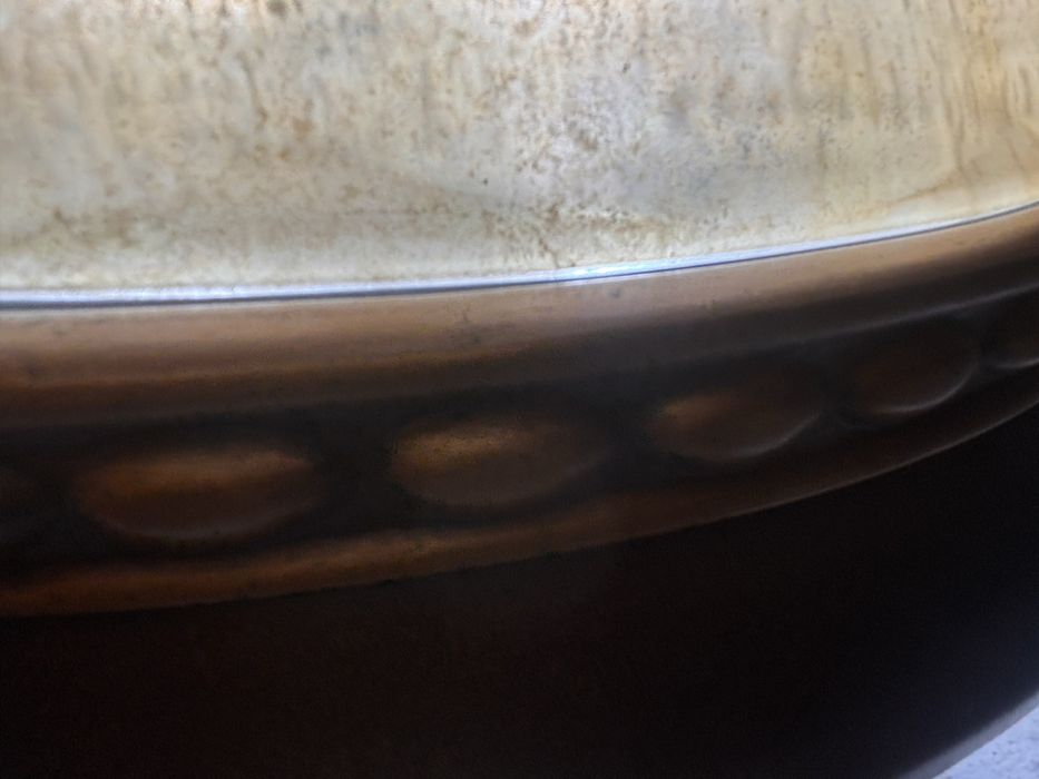 Candeeiro de Mesa Vintage em Bronze – Peça Antiga