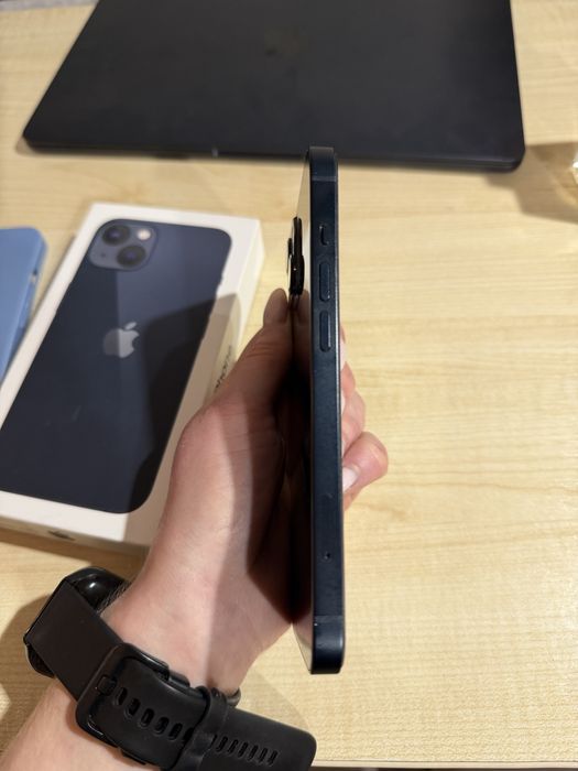 iPhone 13 128GB Midnight