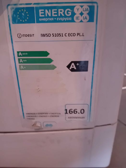 Sprzedam pralkę Indesit