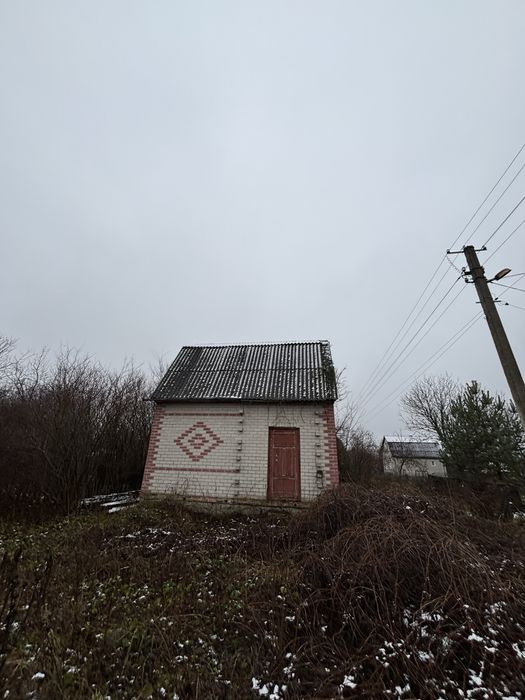 р Дві суміжні земельні ділянки 12 СОТИХ з дачним будинком