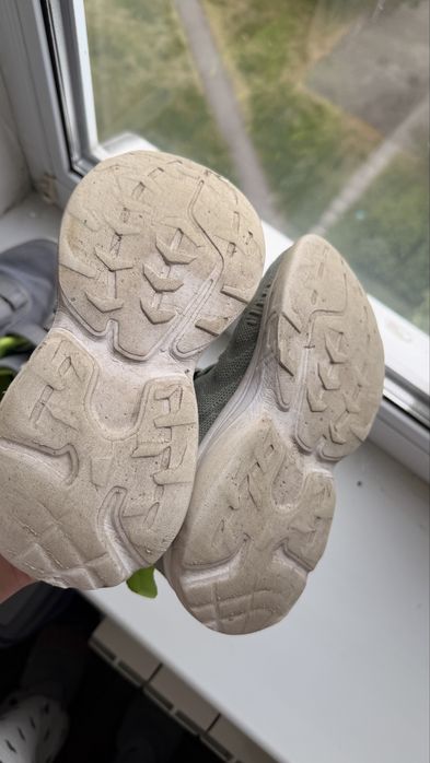 Кроссовки adidas 34 и 35 р