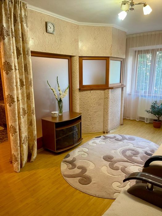 Продаж 2 кімнатной набережна Черемушки.Сертифікат.