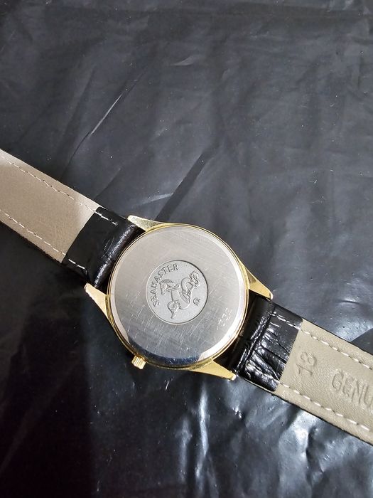 Вінтажний годинник Omega Seamaster Quartz