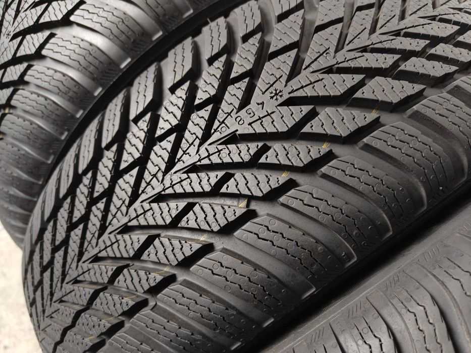 R15 185 65 шини зимові 24р Nokian Snow Proof 2 як нові Фінки