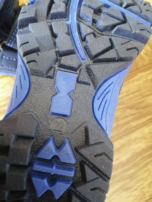 Buciki nowe dla chłopca