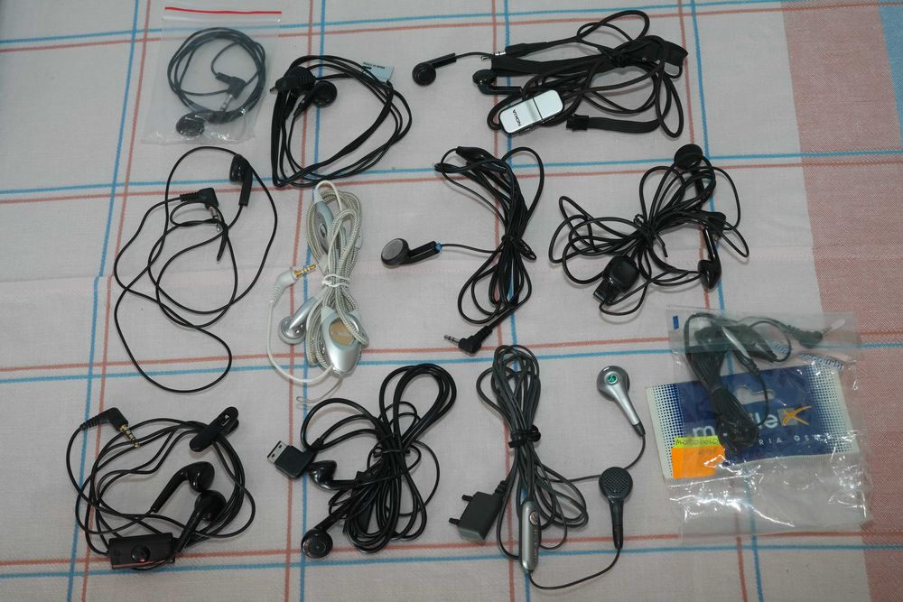 Zestawy słuchawkowe z mikrofonem