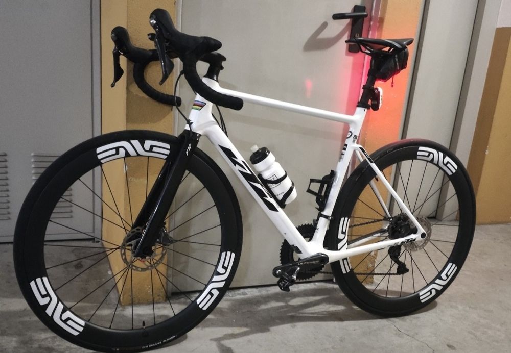 Bicicleta KTM Revelator one