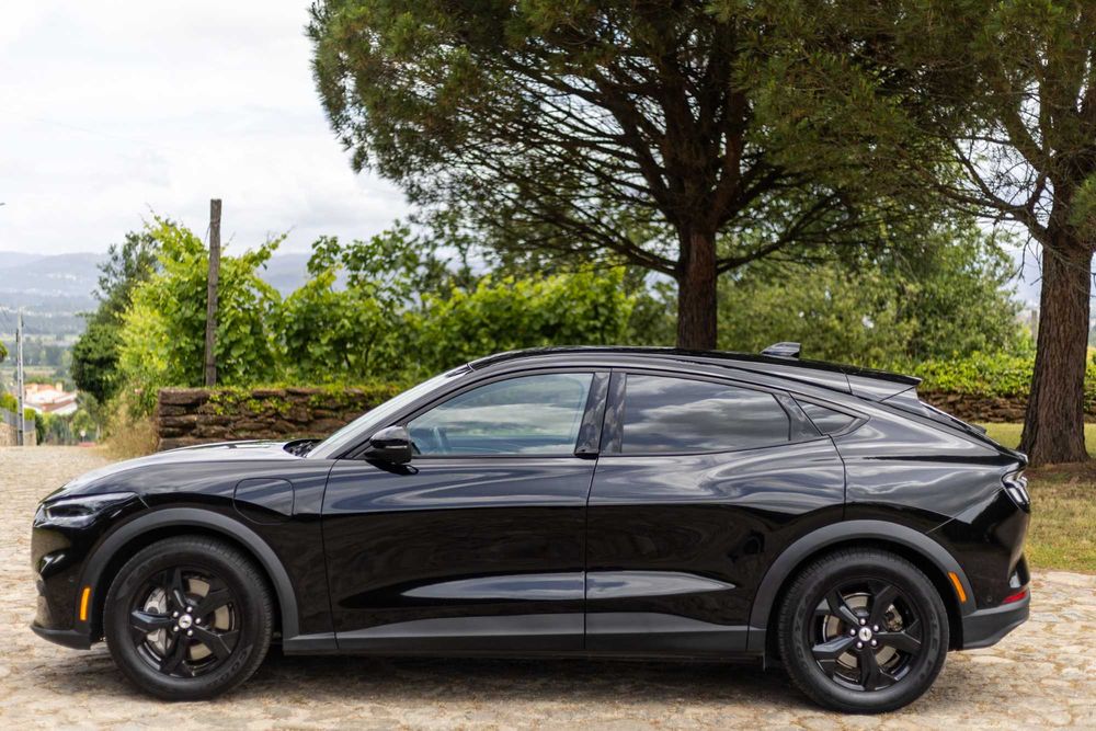 Ford Mustang Mach-E Premium Extended Range RWD  98,7KWh-300Cv – (Tech Pack)