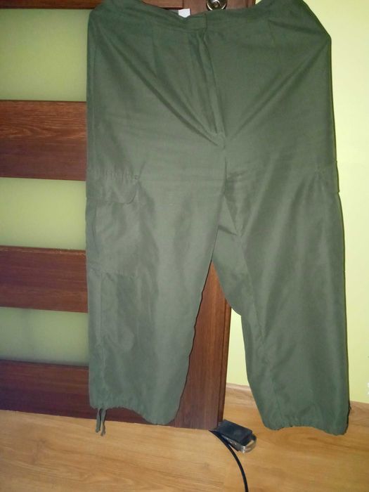 Cienkie spodnie 3/4