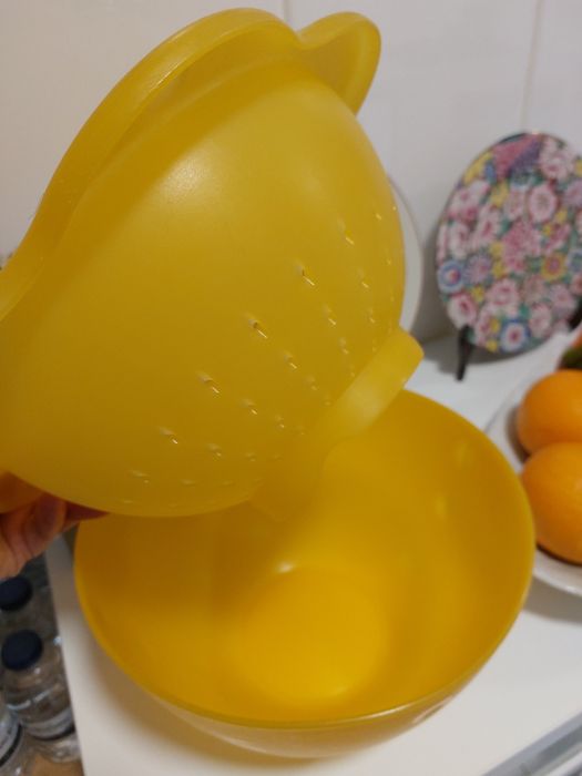 Coador e Recipiente em plástico super resistente,  17x26cm