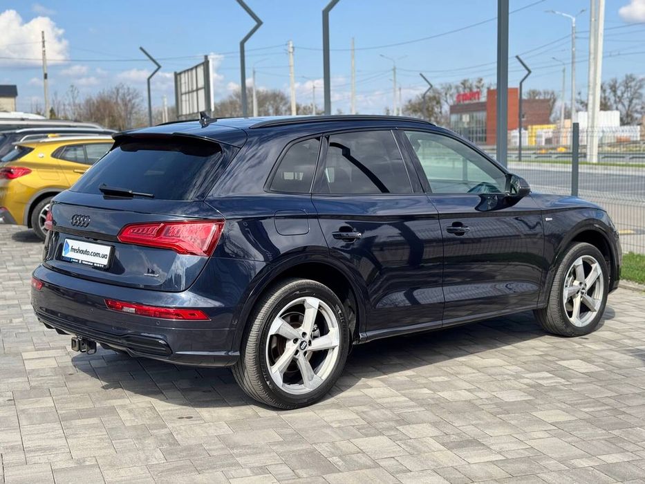 Audi Q5 2020 freshauto