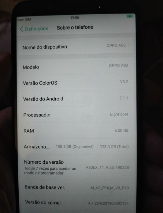 Telemóvel OPPO A63, 6GB RAM e 128GB ROM