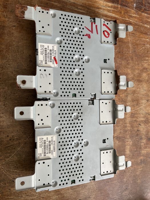 Підсилювач 8701A089 Mitsubishi. Не підтоплений