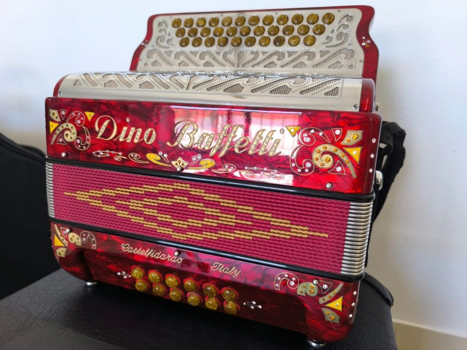 Concertina dino Baffetti supertuga 4voz tonalidade sol do fá