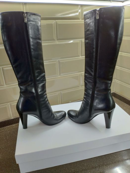 Жіночі чоботи шкіряні