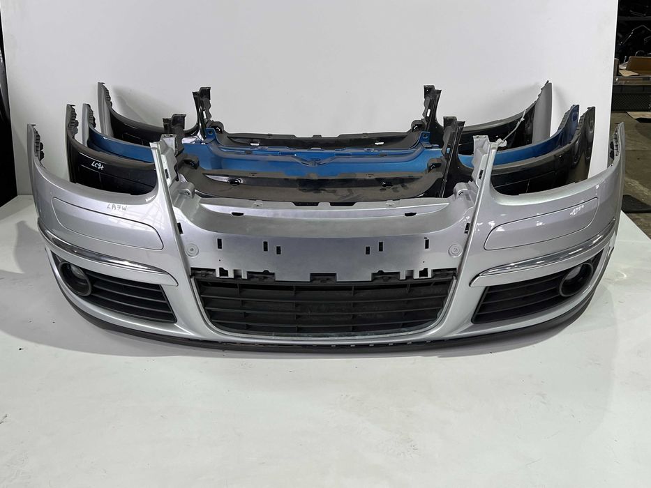 гольф 5 бампер vw golf 5 Бампер передній Volkswagen Golf 5